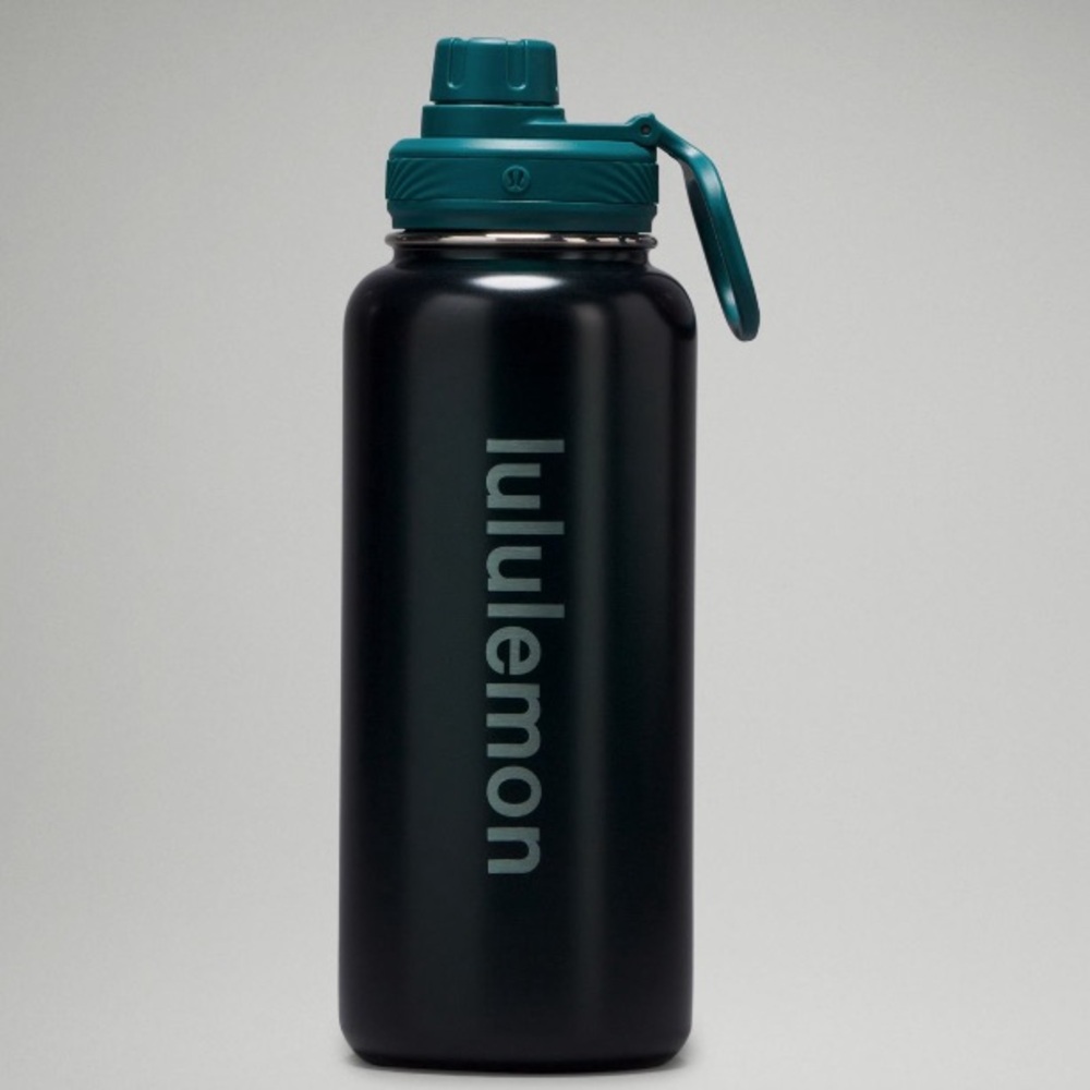 NWT 32oz Lululemon back to life sports bottle STORM TEAL